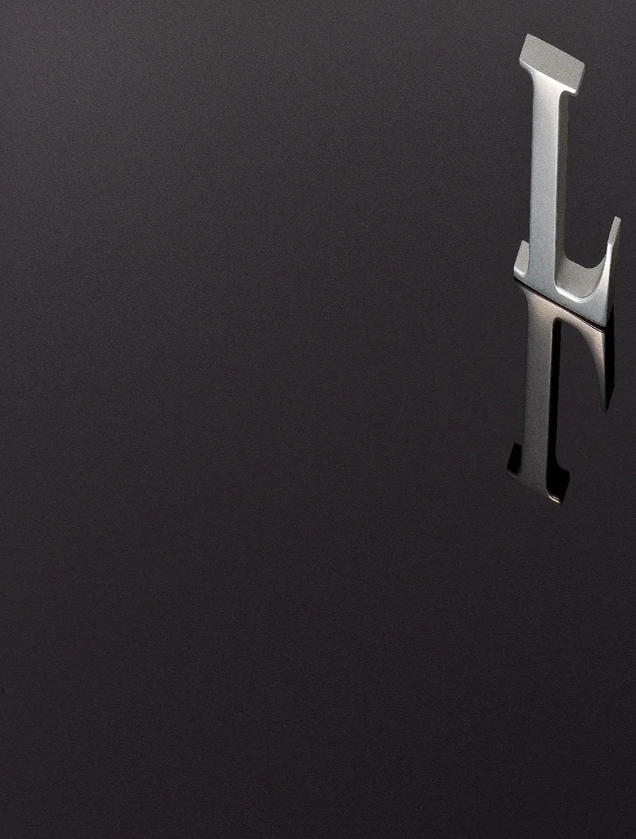 11 Mirror Black